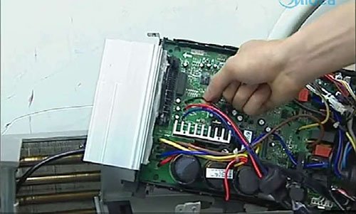 中站美的空调电话是多少